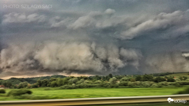 Észlelési fényképek