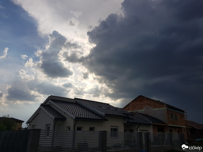 Észlelési fényképek