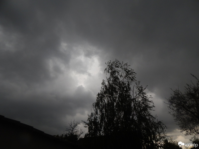 Észlelési fényképek