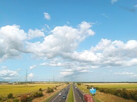 Atkár
