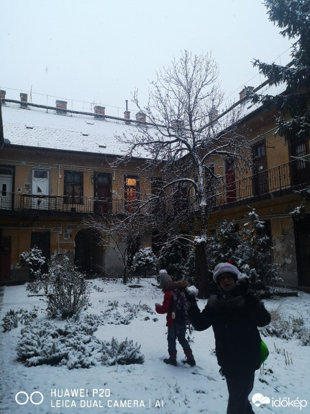 Észlelési fényképek