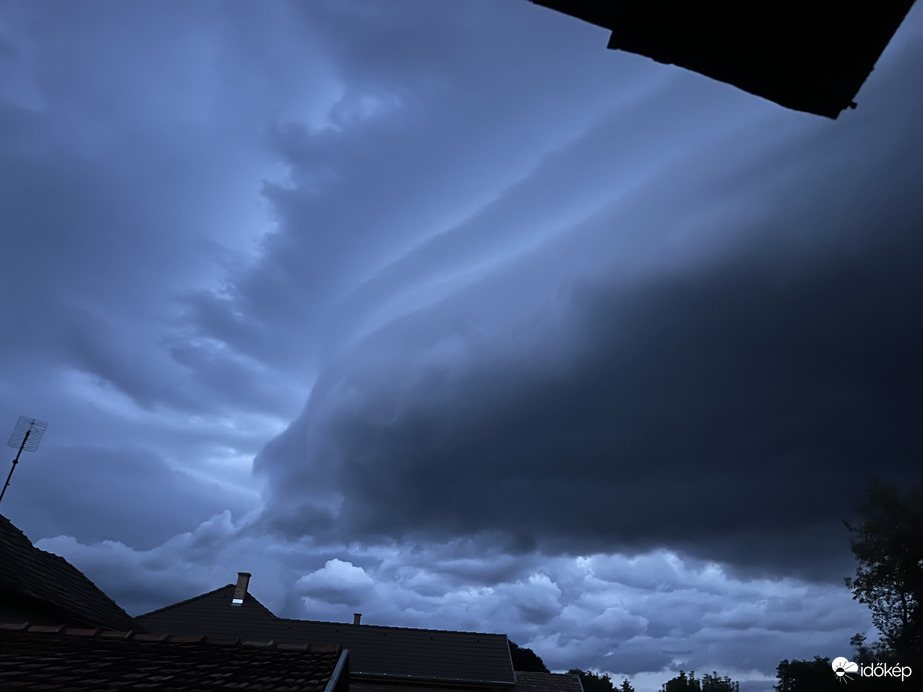 Észlelési fényképek