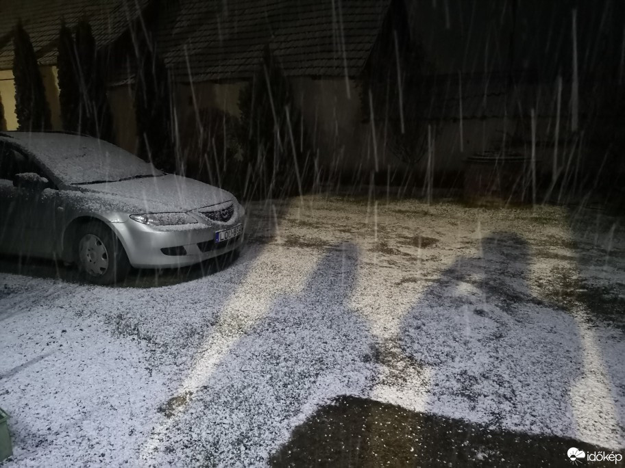 Észlelési fényképek