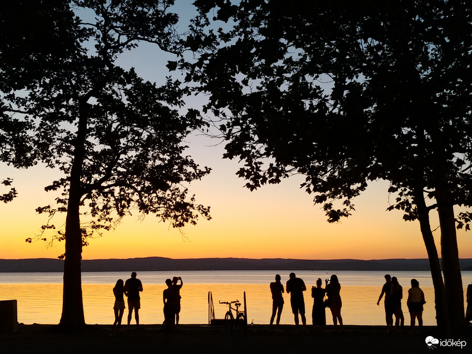 Naplemente a Balatonnál