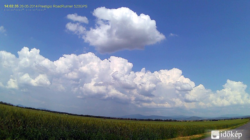 Háttérben a Mátra-