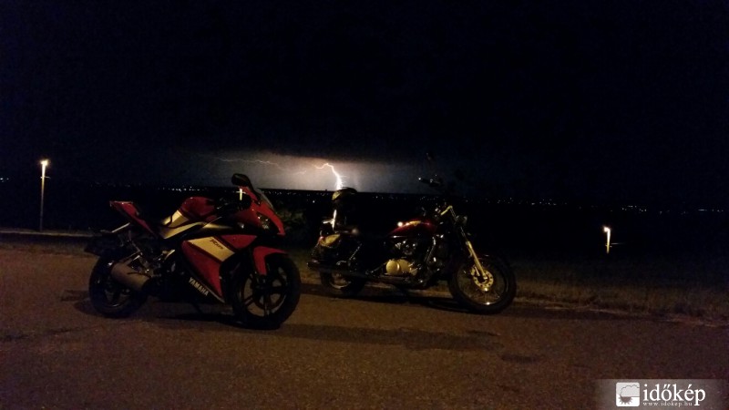 Észlelési fényképek