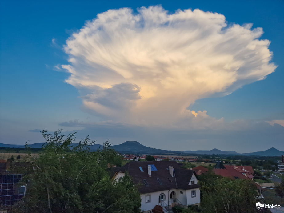 Észlelési fényképek