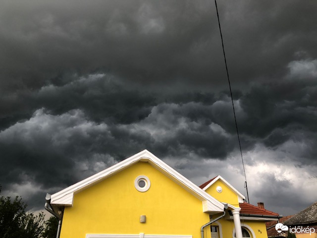 Észlelési fényképek