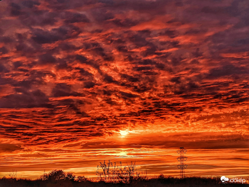 Káprázatos novemberi alkonyat