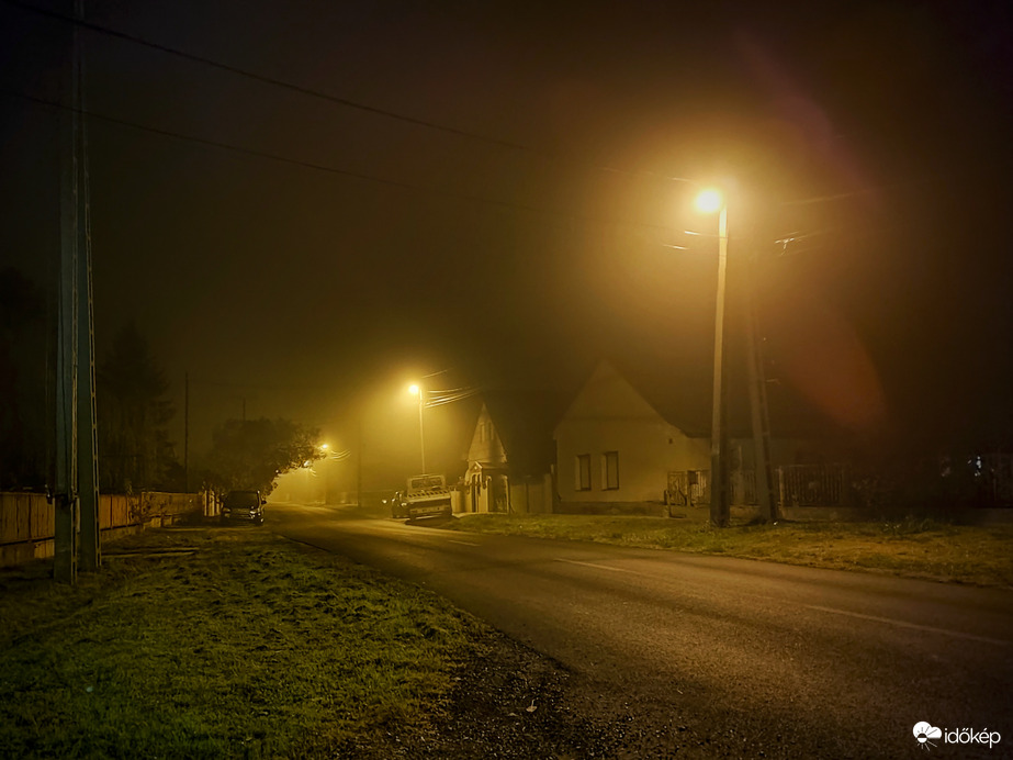 Ködösödő utcakép 