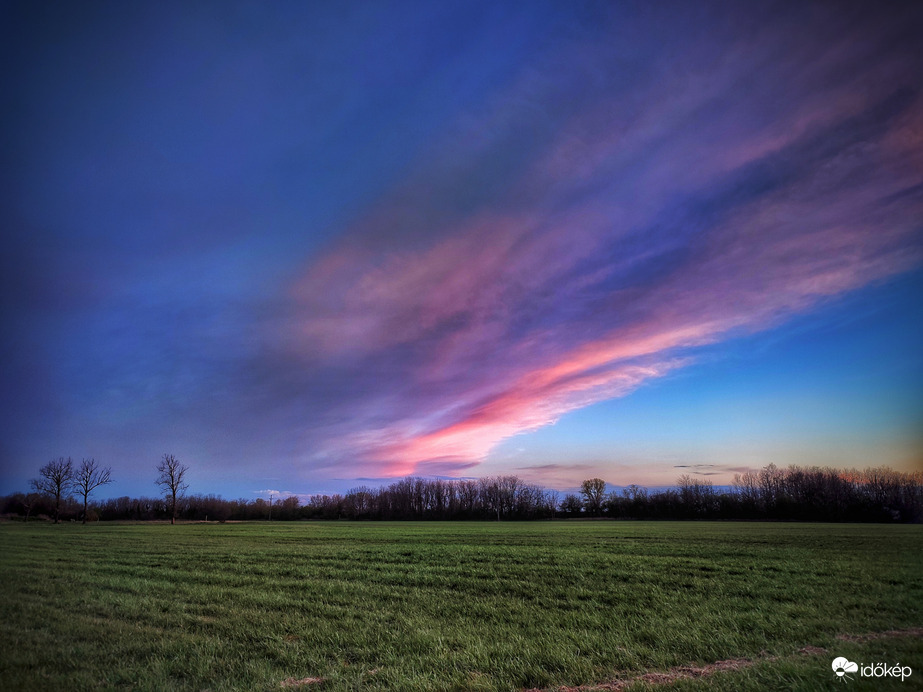 Esti színvarázs április elsején