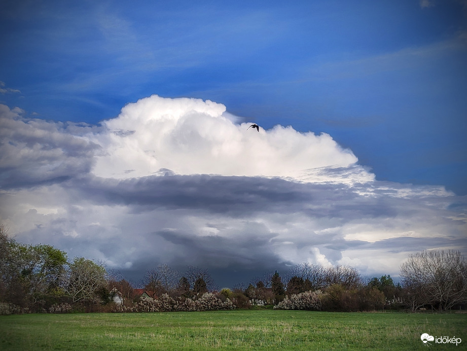 Kipattant egy újabb zivatar