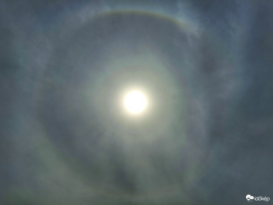 Mediterrán ciklon részleges halója