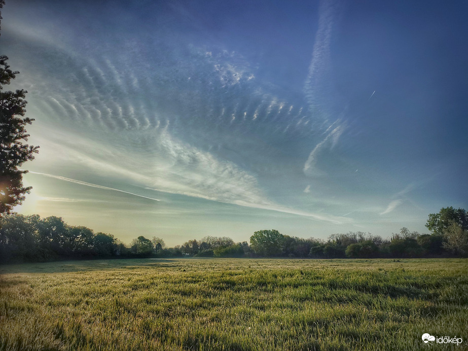 Hibernált táj hullám mintás ébredése