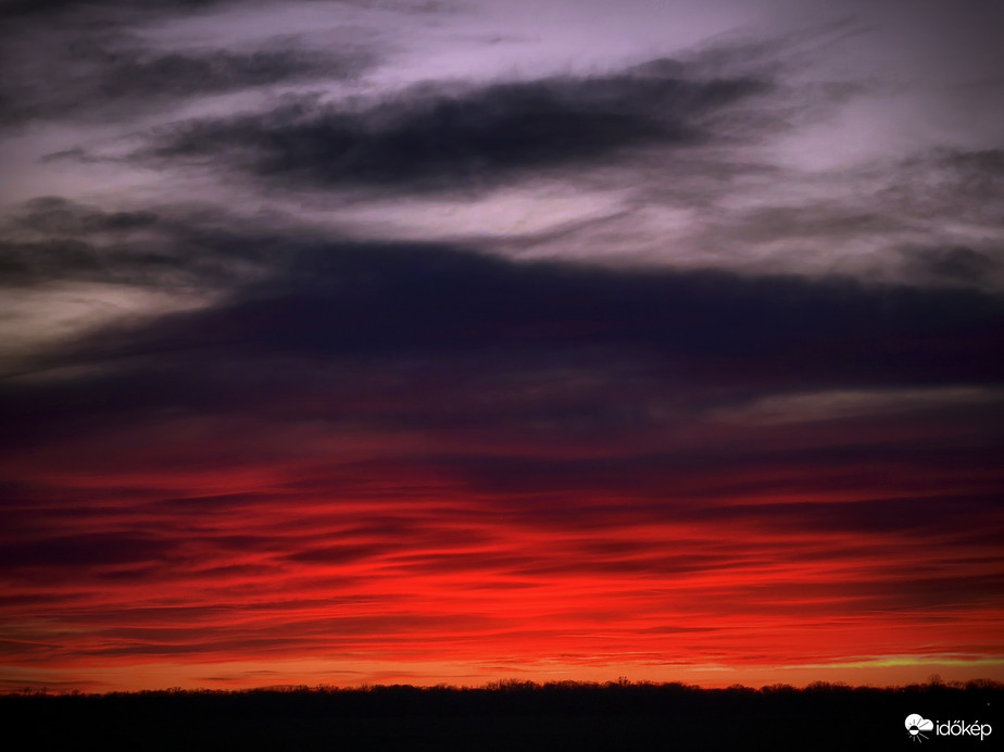 Távozik az alkony művésze