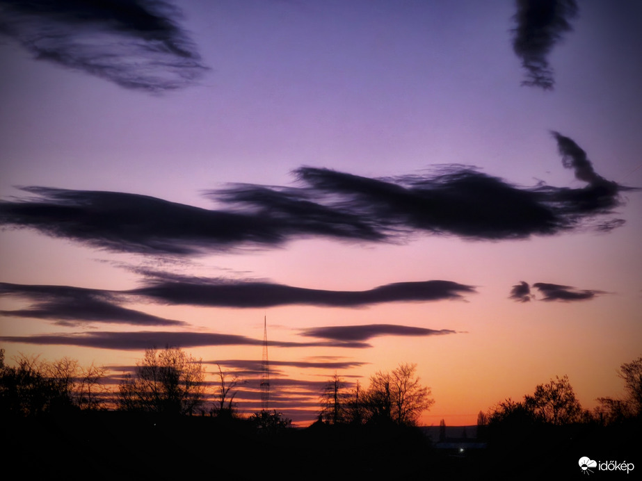 Altocumulus lenticularis