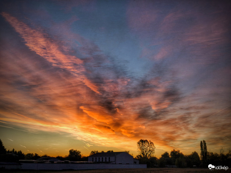 Napkelte Tyndall-sugarakkal fűszerezve
