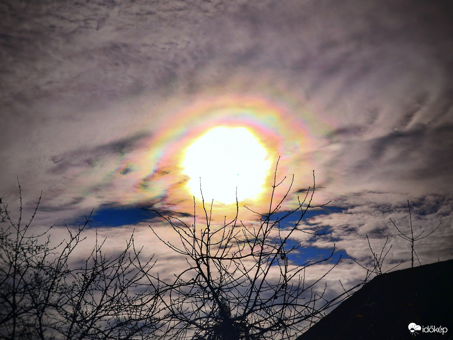 Egy kis irizálás is tiszteletét tette