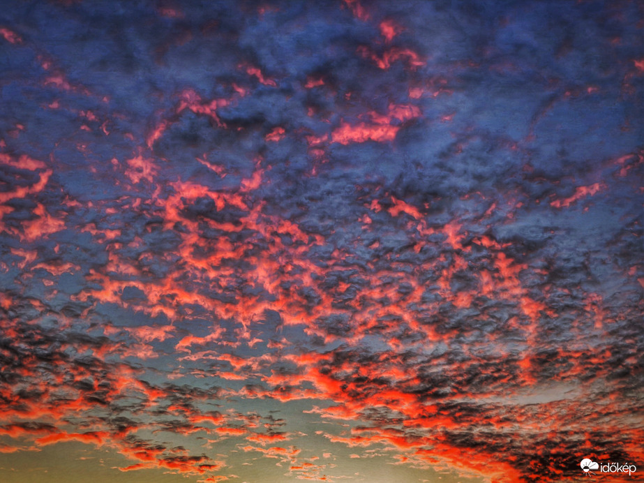 Karácsonyi naplemente a paplan szélén