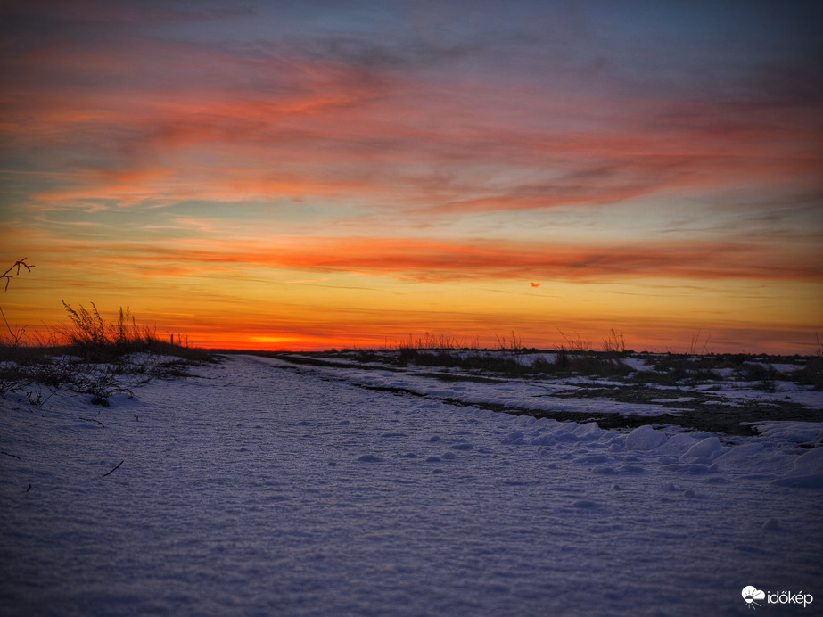 Hideg és a meleg újévi vetélkedése