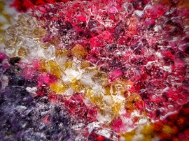 Olvadó jég a szőnyegen