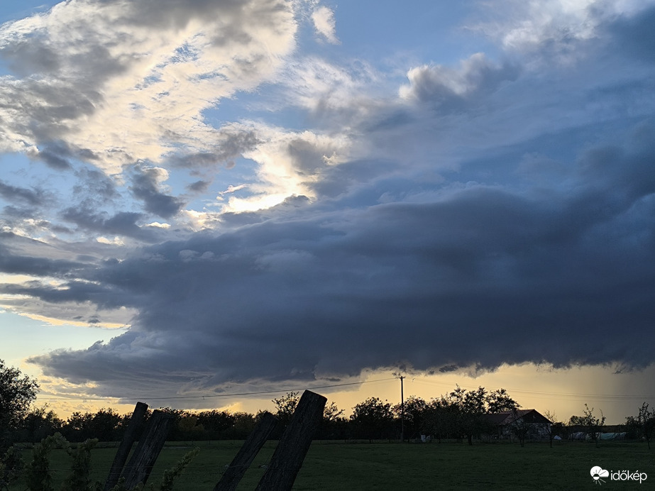 Észlelési fényképek