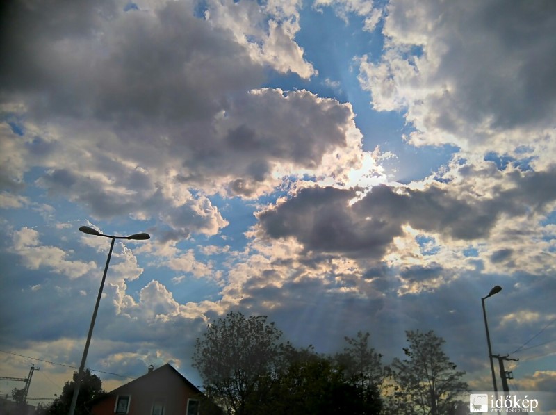 Észlelési fényképek