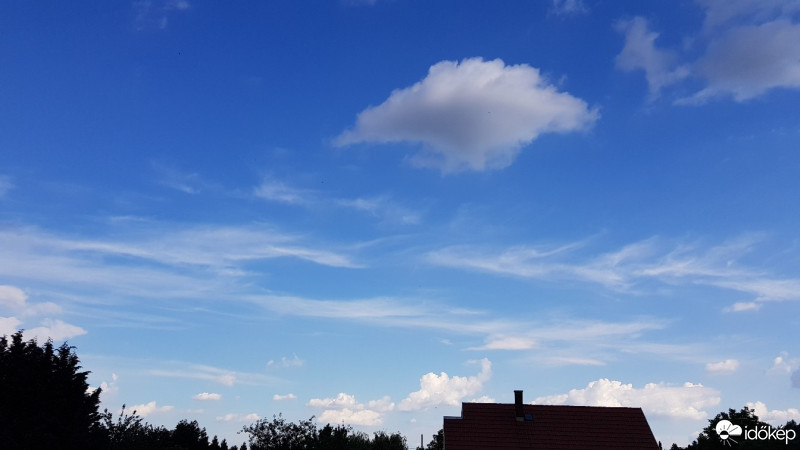 Észlelési fényképek