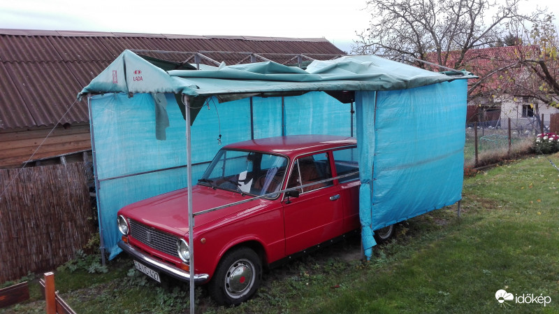 Észlelési fényképek