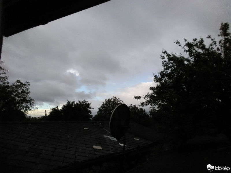 Észlelési fényképek