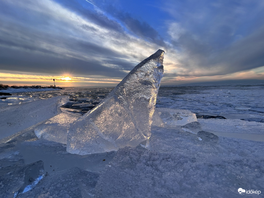 Napnyugta a jègmezőn