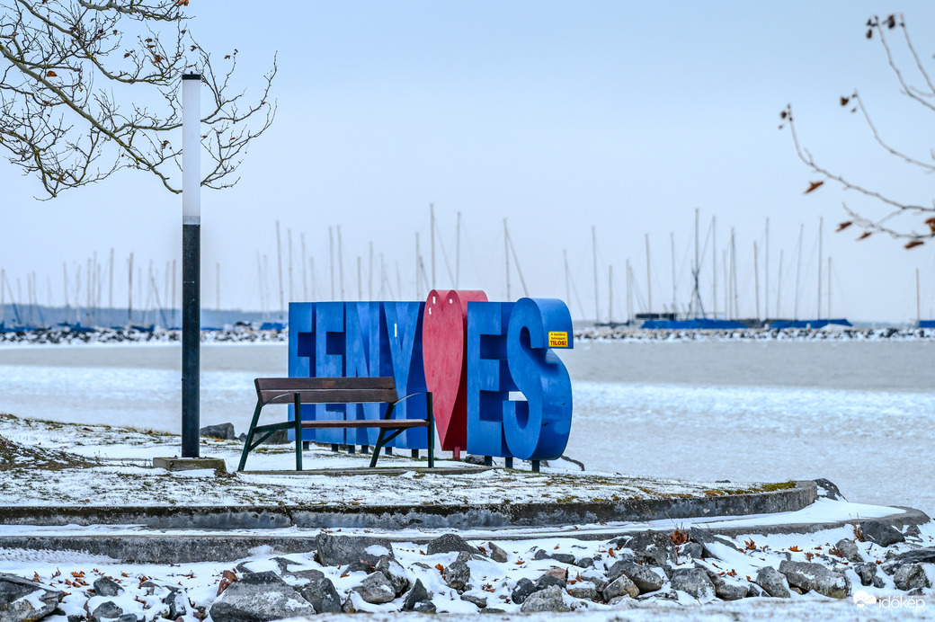 Mindjárt itt a következő adag hó …. 