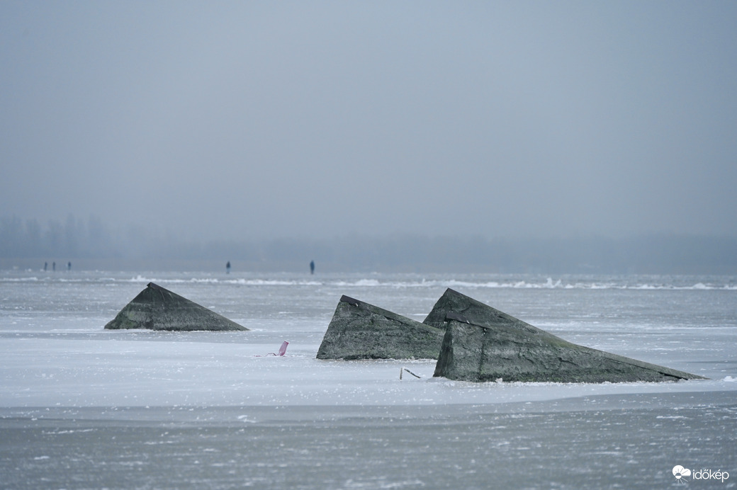 Hullàmtörők szabadsàgon 