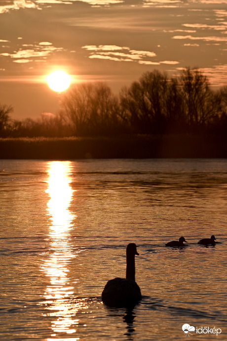 Csillámló jeges Napfelkelte 3.