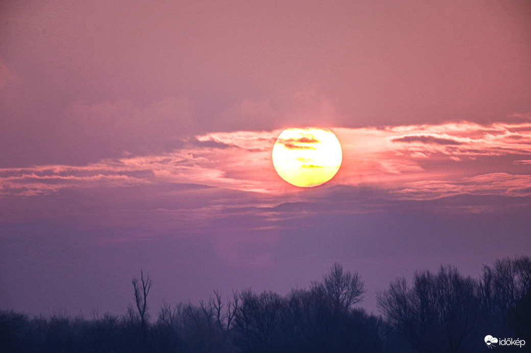 Minden szürke és fagyott kézzel gyors obi csere , mert itt van ő a Nap. 