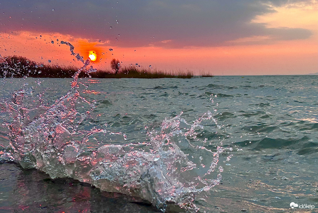 Estére megérkezett a szél 