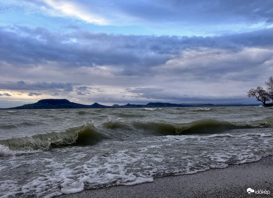 Esti szeles vadító színkavalkáddal 2