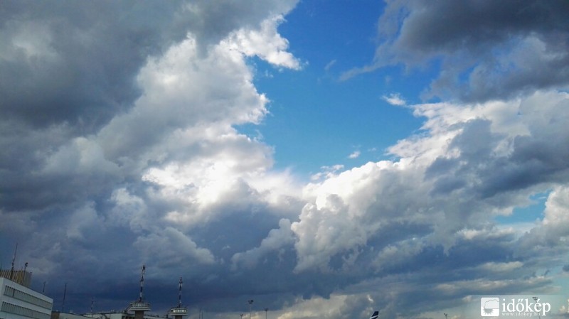 Észlelési fényképek