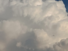 Esti zivatar felhők