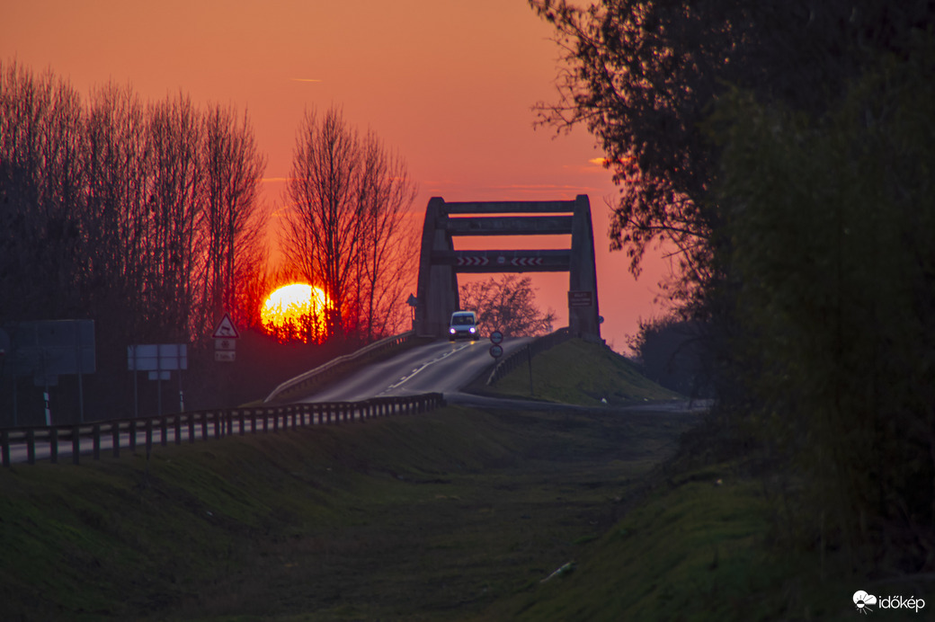 Így köszönt el…