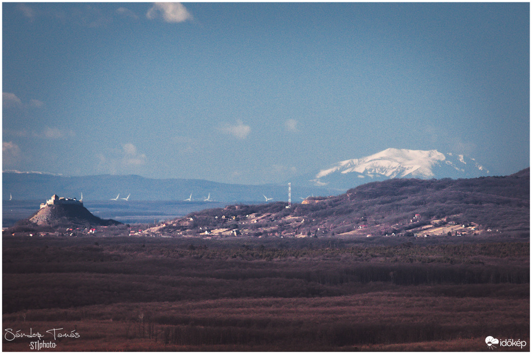 Sümegi vár és a Schneeberg