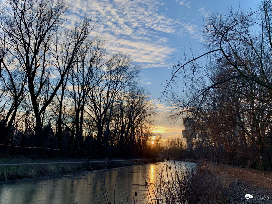 Délután a sétányon