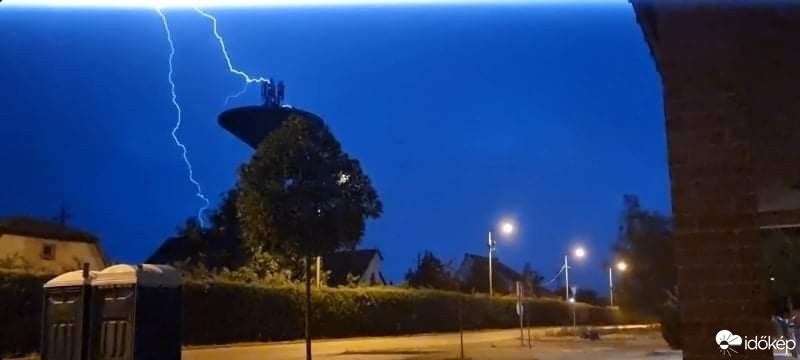 Észlelési fényképek