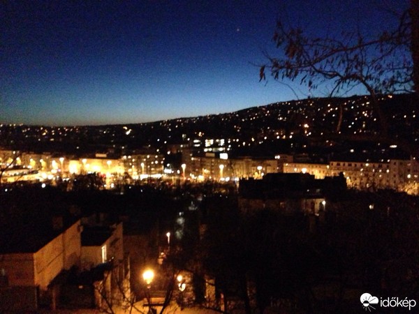 Észlelési fényképek