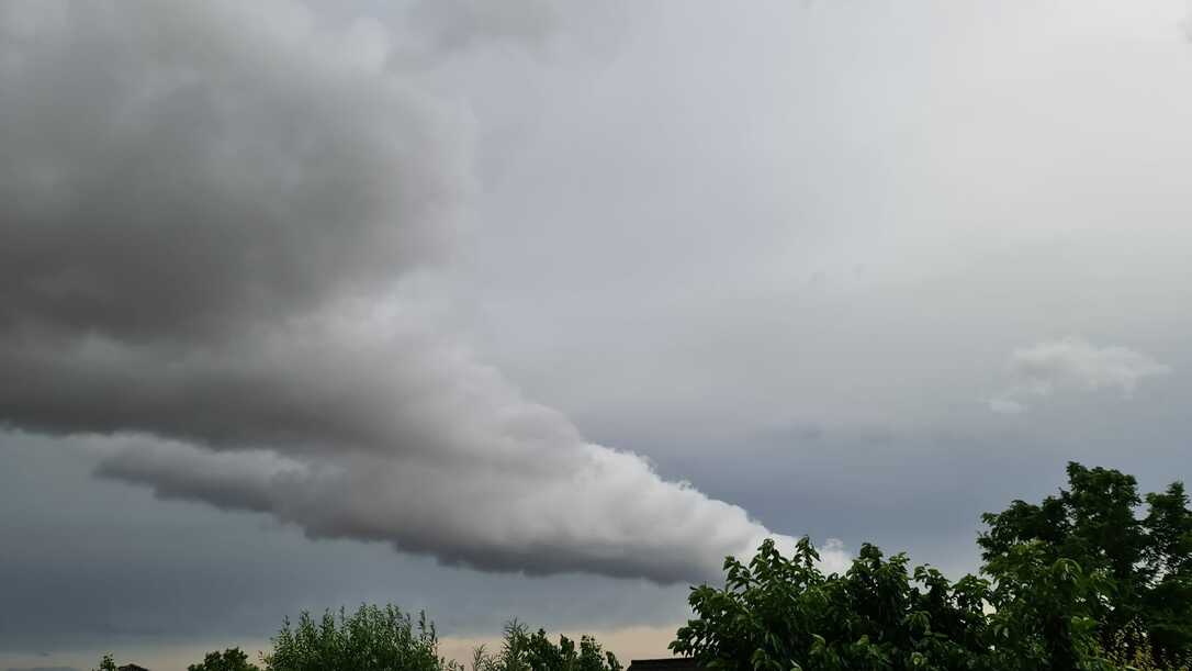 Görgőfelhő reggelről