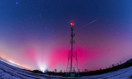 Éjszakai járat sarki fénnyel