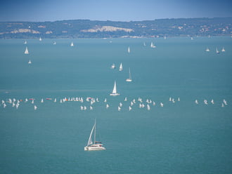 Látkép a Balatonra Tihanyból