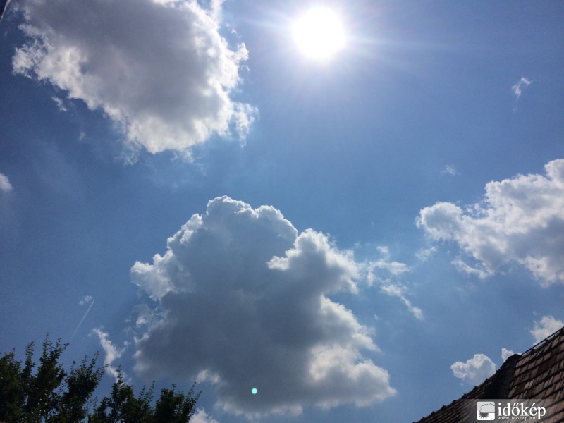 Észlelési fényképek