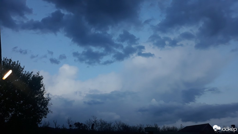 Észlelési fényképek