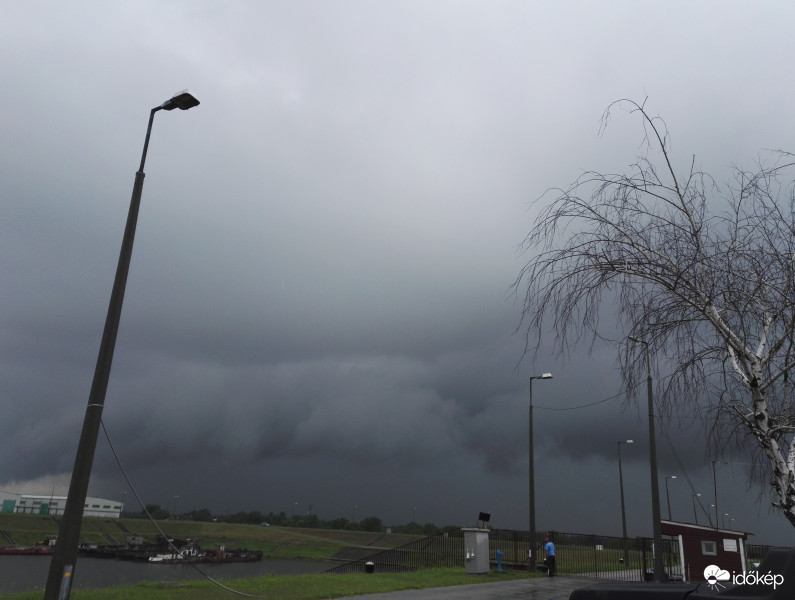 Észlelési fényképek